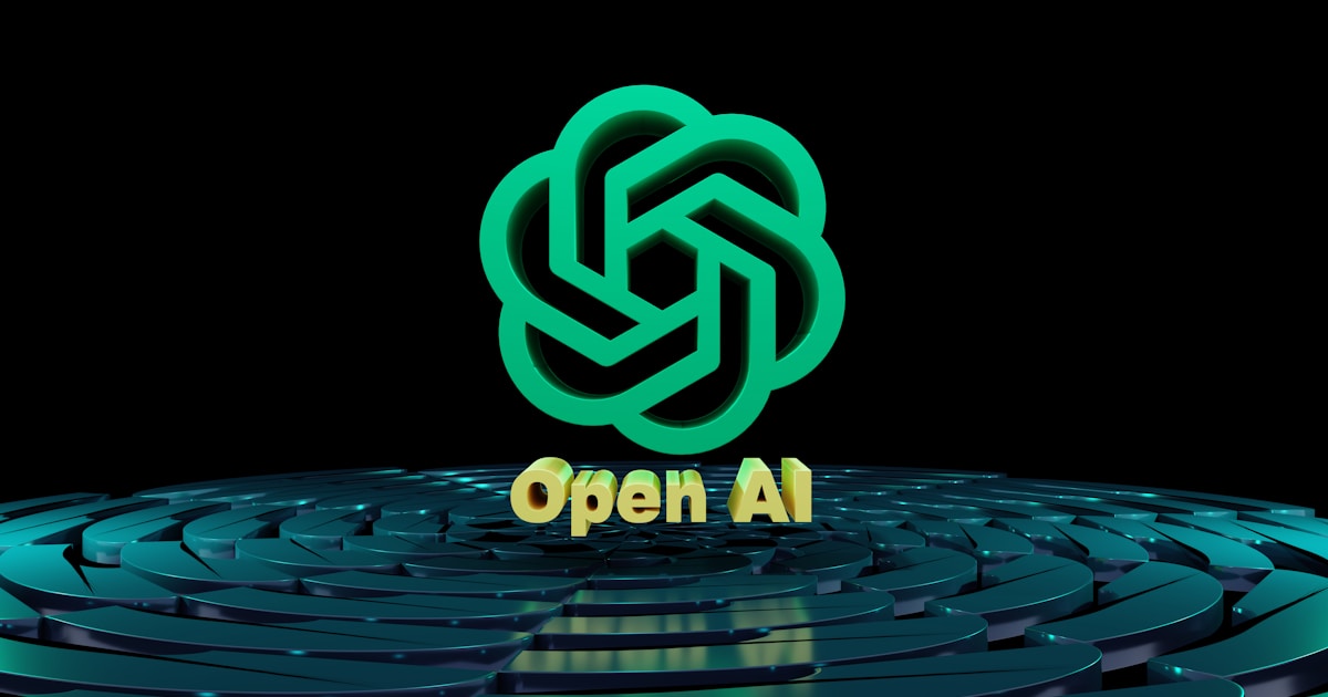Логотипы Microsoft и OpenAI на фоне графиков роста доходов