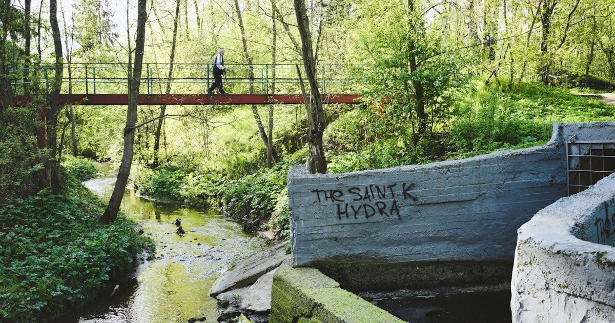 Кэти Холмс и Джеймс Ван Дер Бик на съемках сериала «Бухта Доусона»