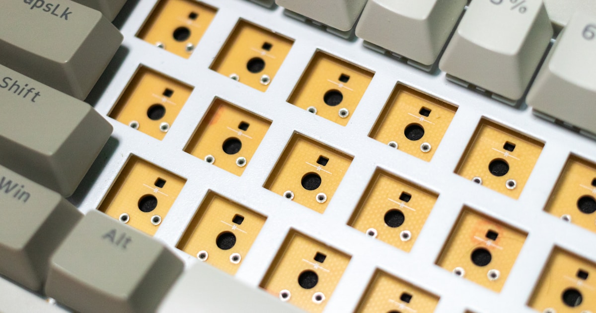 Процесс извлечения золота из электронных компонентов и SIM-карт