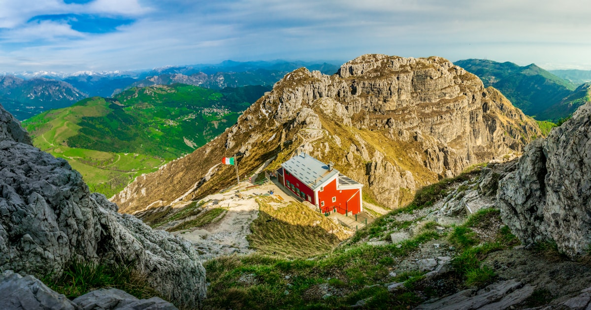 Хижина Маргарита на вершине Пунта-Гнифетти в итальянских Альпах — самое высокое здание в Европе