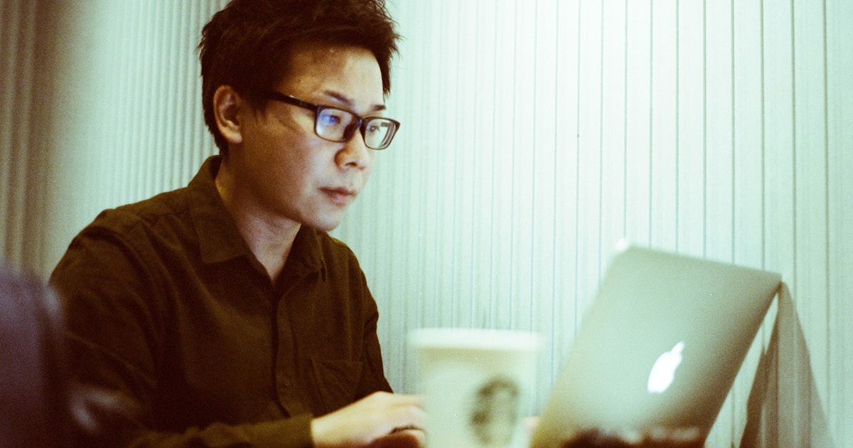 Схема взаимодействия пользователя с интуитивно понятным интерфейсом сайта